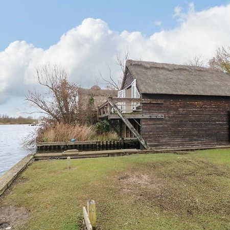 Cygnus Boathouse Villa South Walsham Екстериор снимка