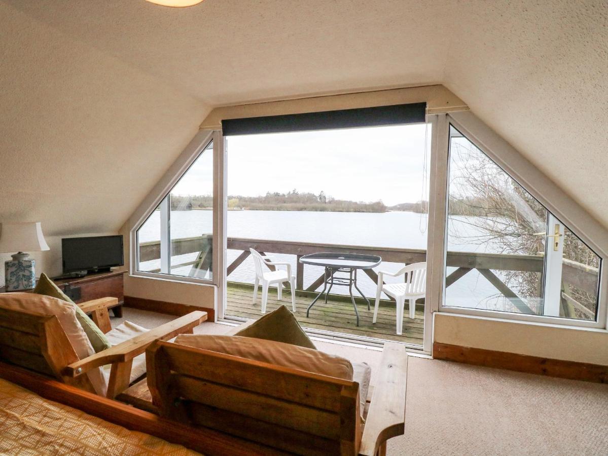 Cygnus Boathouse Villa South Walsham Екстериор снимка